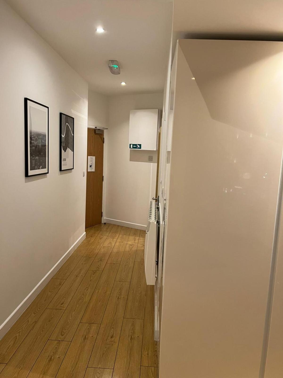 Tranquil 1 Bedroom Retreat In Piccadilly Vr4 London Exteriör bild