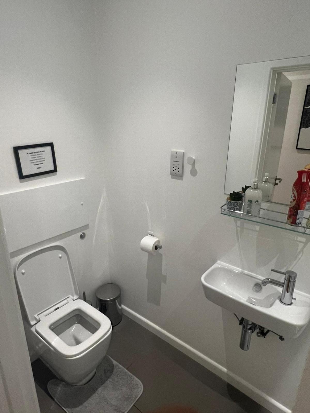 Tranquil 1 Bedroom Retreat In Piccadilly Vr4 London Exteriör bild