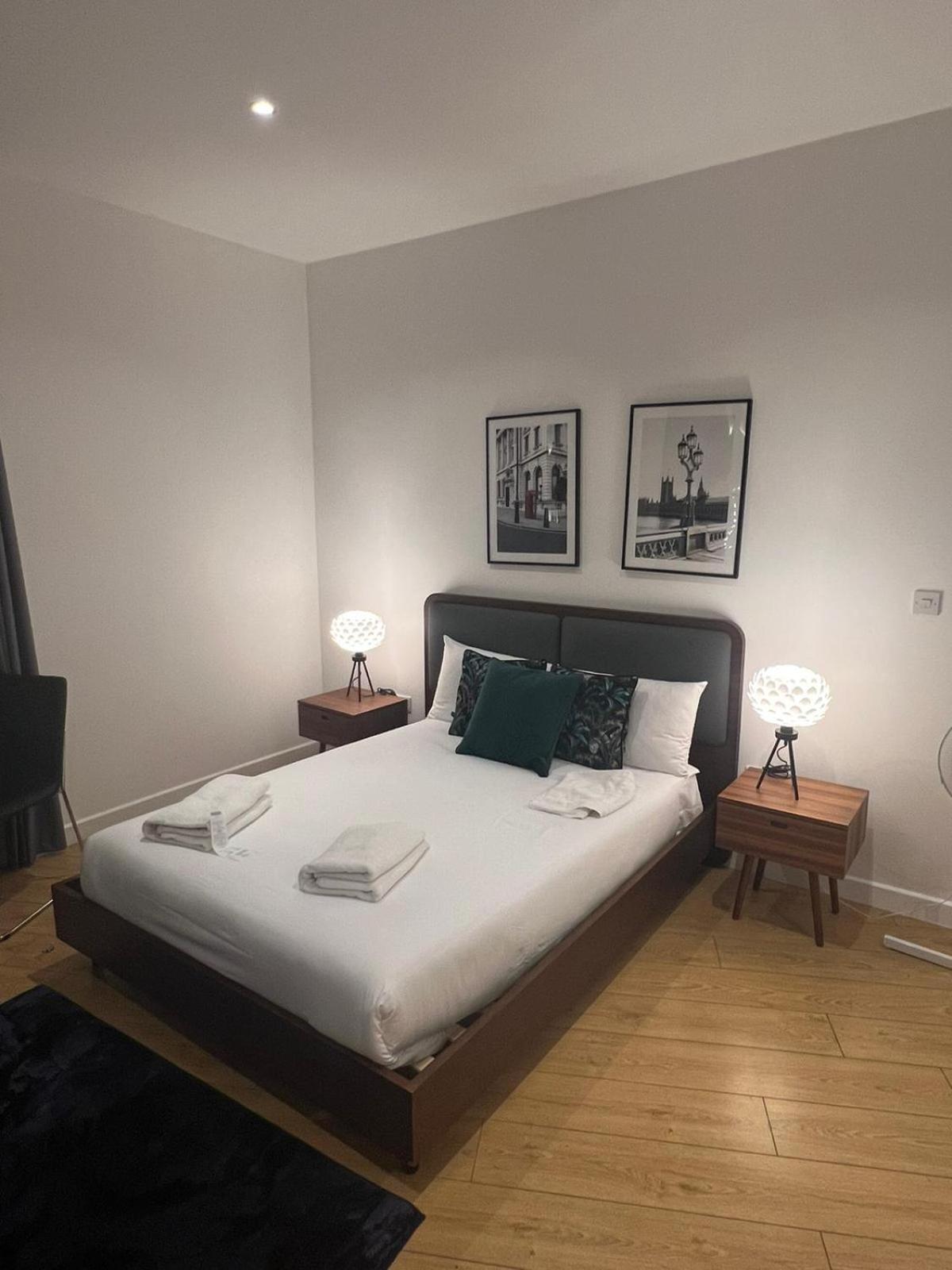 Tranquil 1 Bedroom Retreat In Piccadilly Vr4 London Exteriör bild
