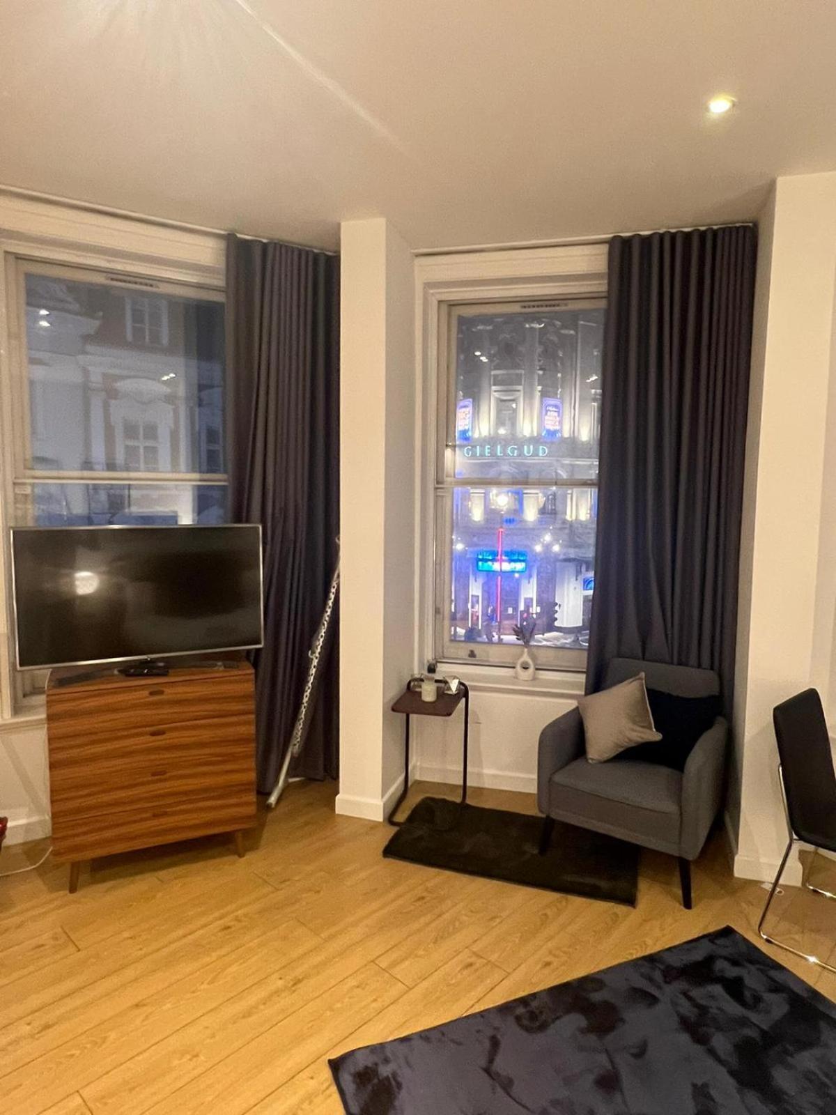 Tranquil 1 Bedroom Retreat In Piccadilly Vr4 London Exteriör bild